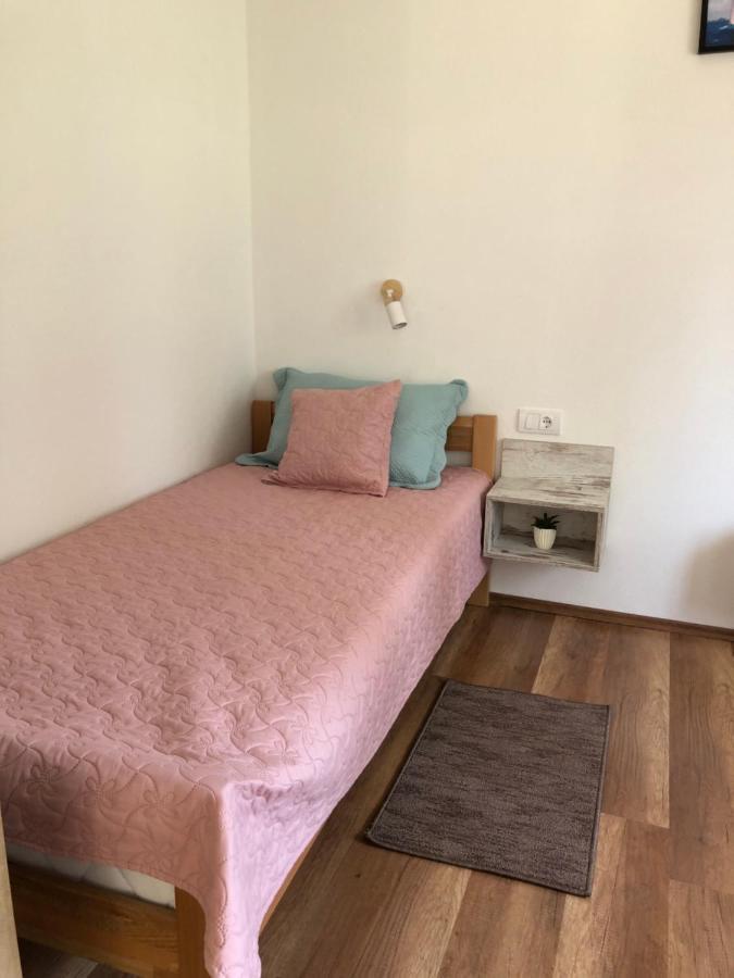 Guesthouse D&D Licko Petrovo Selo Екстер'єр фото